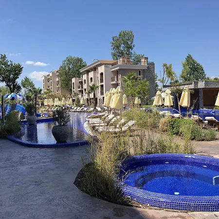 Psb In Cascadas Apart Otel 2*